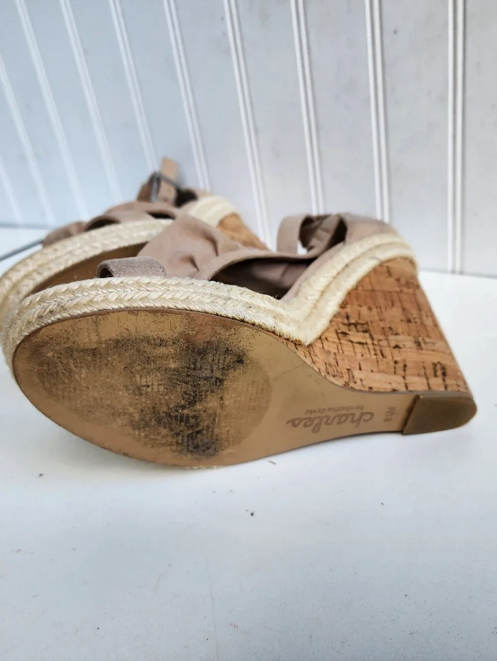 Charles David Women’s Ruffled Beige Suede Espadrille Wedges $170 Size 8.5 M